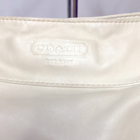 COACH Zoe Ivory colored genuine leather hobo style handbag. Silver hardware. - Picture 2 of 16